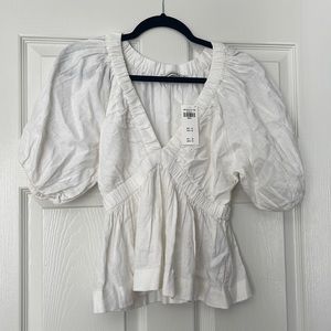 NWT Abercrombie & Fitch White V-neck Blouse Size S